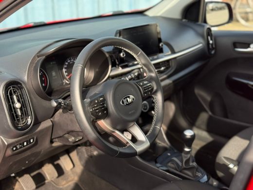 Kia Picanto 1.0 DPi DynamicLine | Achteruitrijcamera | Airco | Cruise control ActivLease financial lease