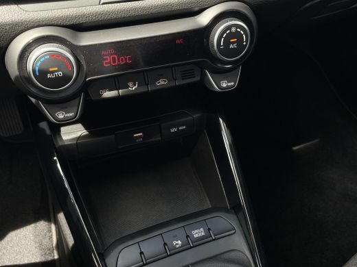 Kia Rio 1.0 T-GDi MHEV DynamicLine // Navigatie // Achteruitrijcamera // Apple Carplay // ActivLease financial lease