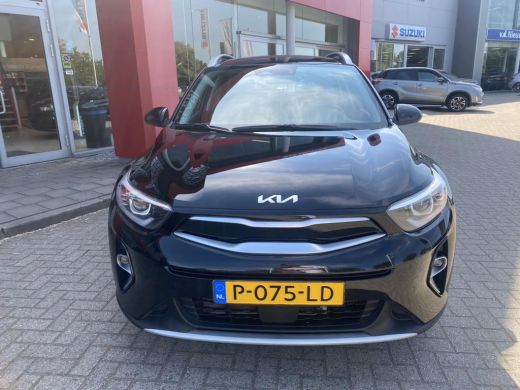 Kia Stonic 1.0 T-GDi MHEV DynamicLine Navigatie + Camera // Climate // Cruise Control  Info Roel : 0492-588951 ActivLease financial lease