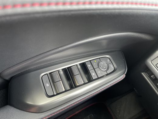 Lexus LBX Emotion Tech ActivLease financial lease