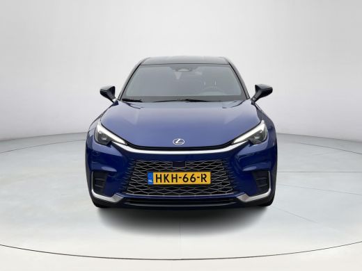 Lexus LBX Emotion Tech ActivLease financial lease