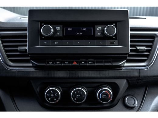 Nissan Primastar dCi | L2H1 | Automaat | LED | PDC | Cruise | Airco | Eco | Euro 6 ActivLease financial lease