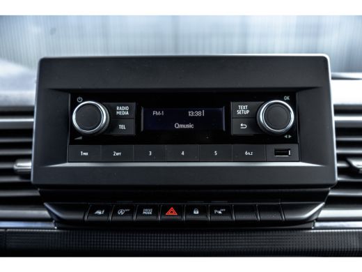 Nissan Primastar dCi | L2H1 | Automaat | LED | PDC | Cruise | Airco | Eco | Euro 6 ActivLease financial lease