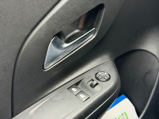 Opel Corsa 1.2 Edition Automaat | Led | Parkeersensoren | Full map navigatie | Carplay/android auto ActivLease financial lease