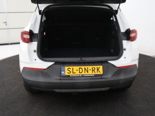 Opel Grandland X 1.6 Turbo Hybrid Business Edition | Trekhaak | Navigatie | Carplay | Parkeerhulp | Full LED | Cru... ActivLease financial lease