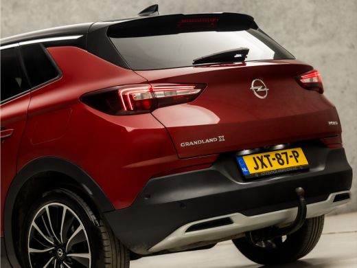 Opel Grandland X 1.6 Turbo Hybrid Innovation Sport 229Pk Automaat (APPLE CARPLAY, ZWART DAK, GROOT NAVI, 360 CAMER... ActivLease financial lease