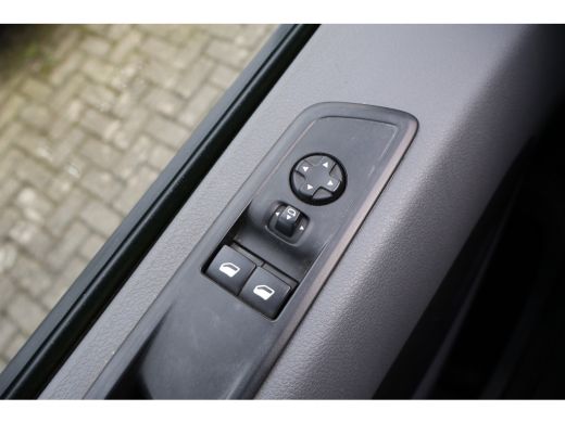 Opel Vivaro 1.5 CDTI L2 H1 Edition Airco Imperiaal ActivLease financial lease