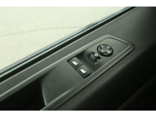 Opel Vivaro 2.0 CDTI L3H1 | Dubbele Cabine | Airco | Cruise | Camera | Trekhaak | Carplay | Parkeersens. ActivLease financial lease