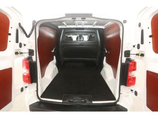 Opel Vivaro 2.0 CDTI L3H1 | Dubbele Cabine | Airco | Cruise | Camera | Trekhaak | Carplay | Parkeersens. ActivLease financial lease