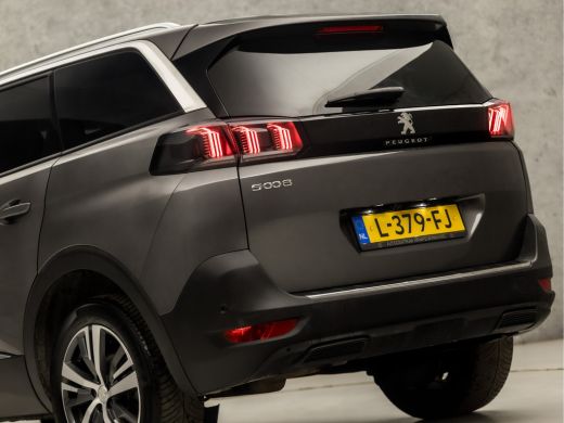 Peugeot 5008 1.2 PureTech Allure Sport 7 Persoons (APPLE CARPLAY, GROOT NAVI, 360 CAMERA, LEDER, ADAPTIVE CRUI... ActivLease financial lease