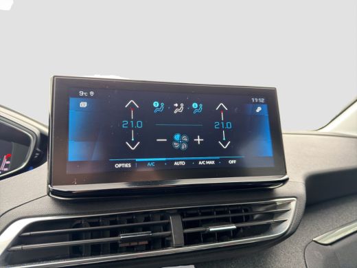 Peugeot 5008 1.2 PureTech Blue Lease Allure Camera | Parkeersensoren | 7 zits | Full map navigatie | Carplay/a... ActivLease financial lease