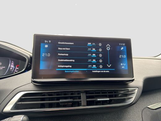 Peugeot 5008 1.2 PureTech Blue Lease Allure Camera | Parkeersensoren | 7 zits | Full map navigatie | Carplay/a... ActivLease financial lease