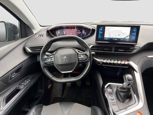 Peugeot 5008 1.2 PureTech Blue Lease Allure Camera | Parkeersensoren | 7 zits | Full map navigatie | Carplay/a... ActivLease financial lease