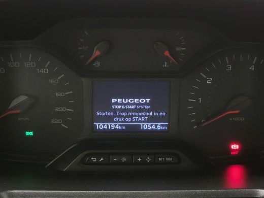 Peugeot Partner 1.5BlueHDI 130pk Automaat Euro 6! ActivLease financial lease