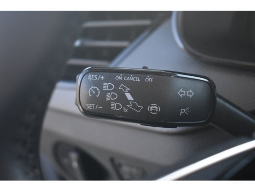 Skoda Kamiq 1.0 TSI 110PK Ambition | CRUISE CONTROL | APP. CONNECT | FULL LED | DAB+ | 16 INCH ActivLease financial lease