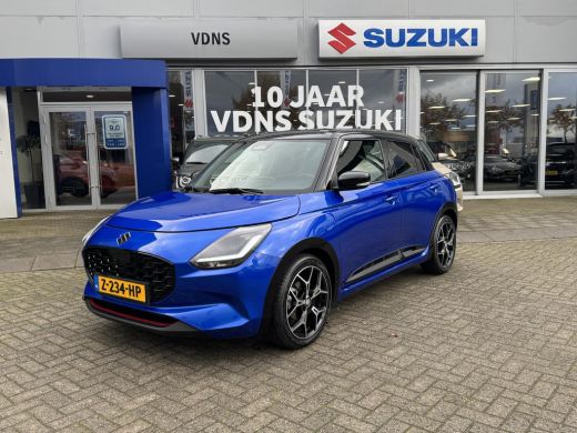 Suzuki Swift 1.2 Style Smart Hybrid Demo BTW accessoirespakket twv. &euro;3.700 per direct beschikbaar info: 049258...