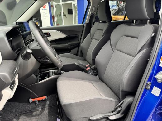 Suzuki Swift 1.2 Style Smart Hybrid Demo BTW accessoirespakket twv. &euro;3.700 per direct beschikbaar info: 049258... ActivLease financial lease