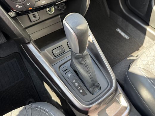 Suzuki Vitara 1.4 Boosterjet Style Hybrid Automaat Betreft een Demo. Direct leverbaar ActivLease financial lease