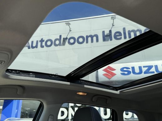 Suzuki Vitara 1.4 Boosterjet Style Hybrid Automaat Betreft een Demo. Direct leverbaar ActivLease financial lease