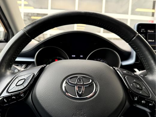 Toyota C-HR 1.8 Hybrid Dynamic Led, Navi, Camera, 18''Lmv ActivLease financial lease