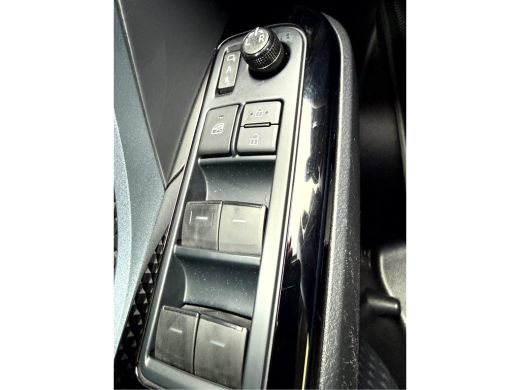 Toyota C-HR 1.8 Hybrid Dynamic Led, Navi, Camera, 18''Lmv ActivLease financial lease