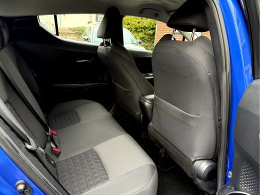 Toyota C-HR 1.8 Hybrid Dynamic Led, Navi, Camera, 18''Lmv ActivLease financial lease