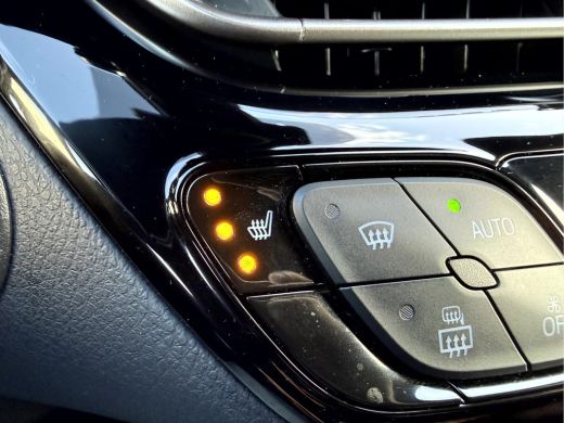 Toyota C-HR 2.0 Hybrid Business Plus Led, Navi, Camera, 18''Lmv ActivLease financial lease