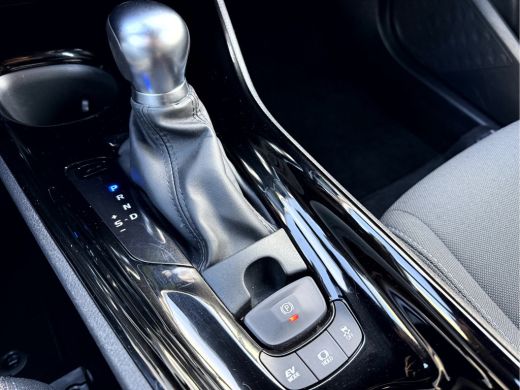 Toyota C-HR 2.0 Hybrid Business Plus Led, Navi, Camera, 18''Lmv ActivLease financial lease