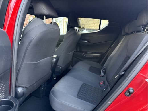 Toyota C-HR 2.0 Hybrid Business Plus Led, Navi, Camera, 18''Lmv ActivLease financial lease