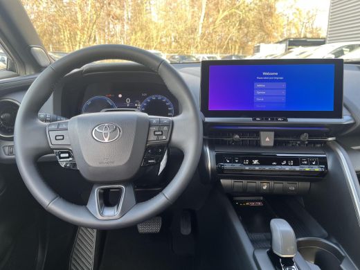 Toyota C-HR 2.0 Plug-in Hybrid 220 Executive | &euro; 2.000 extra inruilwaarde | ActivLease financial lease
