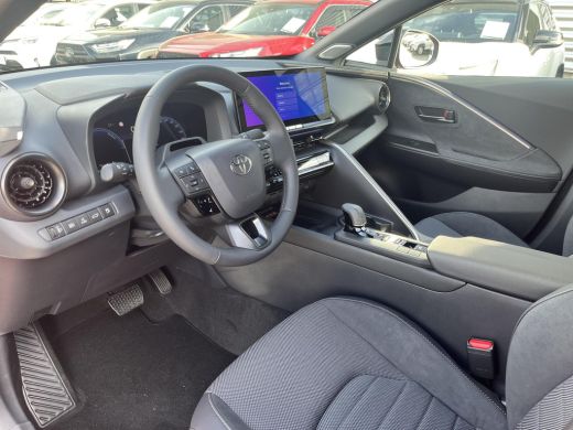 Toyota C-HR 2.0 Plug-in Hybrid 220 Executive | &euro; 2.000 extra inruilwaarde | ActivLease financial lease