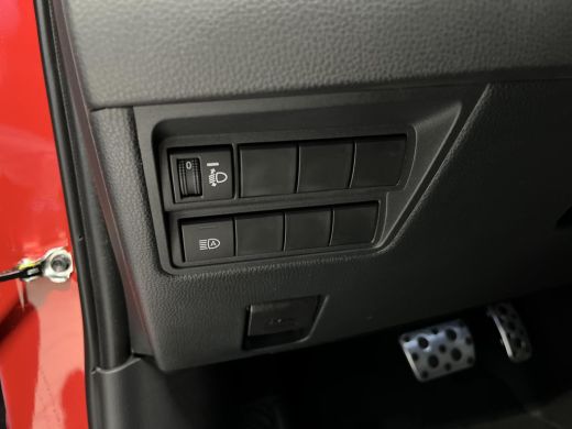 Toyota Yaris Cross 1.5 Hybrid 130 GR SPORT | Chrome pack | &euro; 2.000 extra inruilwaarde | ActivLease financial lease