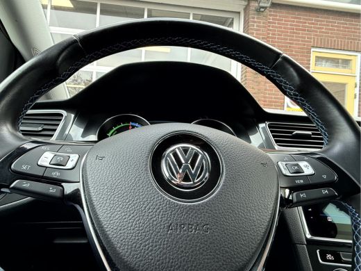 Volkswagen e-Golf e-Golf SOH 94%, 17''Lmv, Camera, App Connect ActivLease financial lease