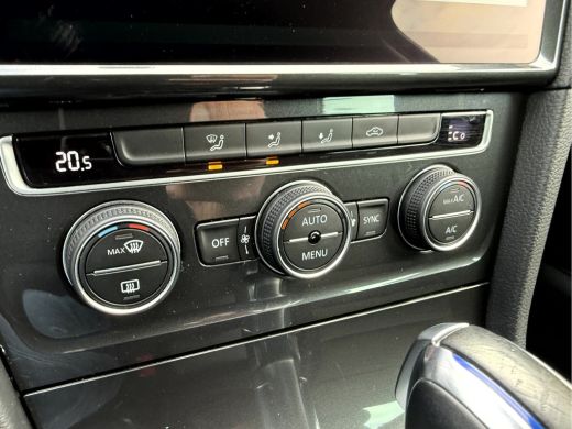 Volkswagen e-Golf e-Golf SOH 94%, 17''Lmv, Camera, App Connect ActivLease financial lease