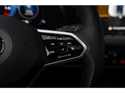 Volkswagen Golf 1.4 eHybrid GTE 245PK | Panoramadak | SOH 96% | Navi | Apple Carplay | | Apple Carplay/Android Au... ActivLease financial lease