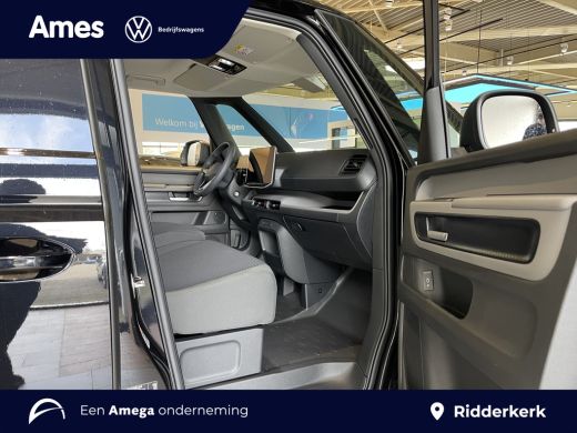 Volkswagen ID. Buzz Cargo Cargo Economy Business 77kWh 286 pk | Wegklapbare trekhaak | Achterdeuren | Achteruitrijcamera ActivLease financial lease