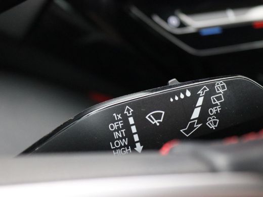 Volkswagen ID.4 GTX 4Motion 77 kWh 299PK Aut. SOH 93%, Trekhaak, 21" LM Velgen, Head-Up Display, Memorystoelen, S... ActivLease financial lease