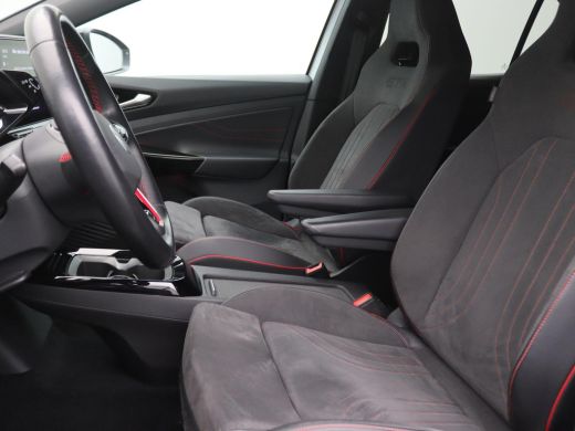 Volkswagen ID.4 GTX 4Motion 77 kWh 299PK Aut. SOH 93%, Trekhaak, 21" LM Velgen, Head-Up Display, Memorystoelen, S... ActivLease financial lease
