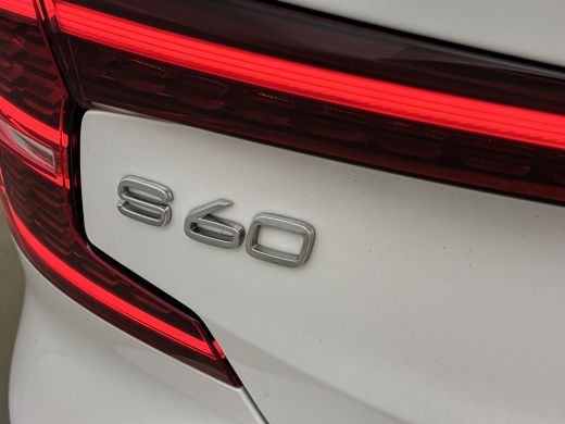 Volvo  S60 T8 Recharge R-Design | 19" | Panoramadak | Harman Kardon | 360 Camera | Full LED | Leder Dashboar... ActivLease financial lease