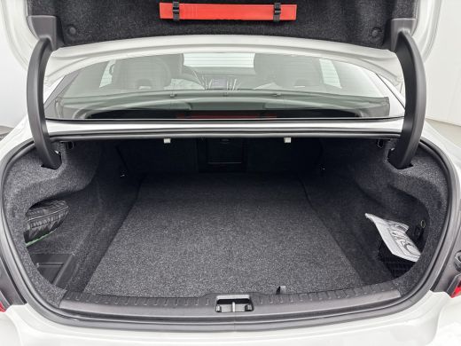 Volvo  S60 T8 Recharge R-Design | 19" | Panoramadak | Harman Kardon | 360 Camera | Full LED | Leder Dashboar... ActivLease financial lease