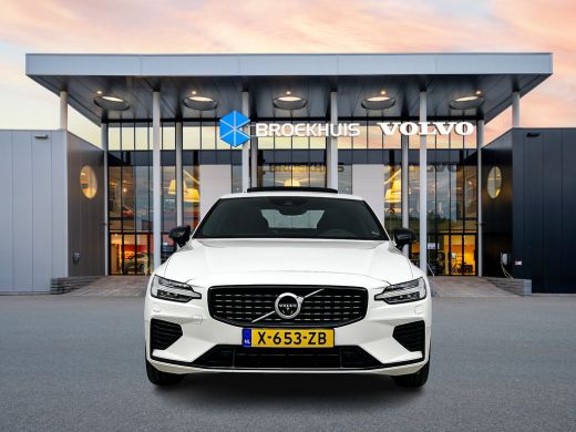 Volvo  S60 T8 Recharge R-Design | 19" | Panoramadak | Harman Kardon | 360 Camera | Full LED | Leder Dashboar... ActivLease financial lease