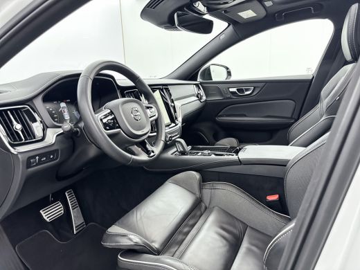 Volvo  S60 T8 Recharge R-Design | 19" | Panoramadak | Harman Kardon | 360 Camera | Full LED | Leder Dashboar... ActivLease financial lease