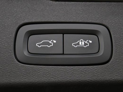 Volvo  V60 2.0 T6 Recharge AWD Inscription | Leder | Stoel & stuurverwarming | Adaptive cruise | Camera | Ca... ActivLease financial lease