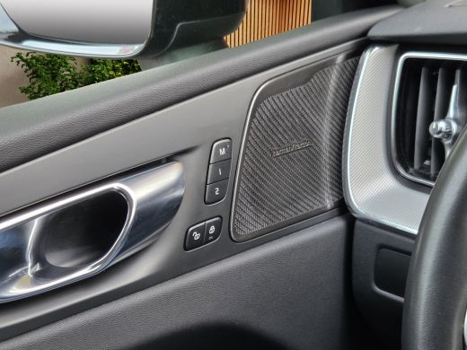 Volvo  XC60 2.0 T6 Plug-in hybrid AWD Plus Dark | Trekhaak | 360 Camera | Panoramadak | Harman/Kardon | Memory ActivLease financial lease