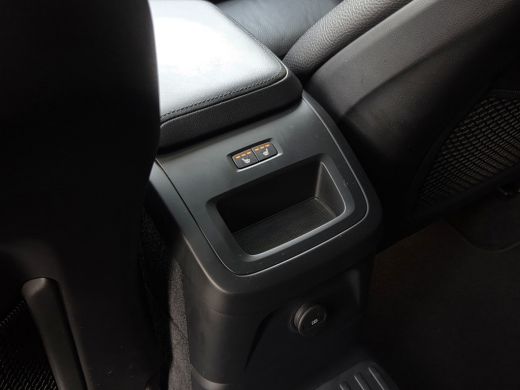 Volvo  XC60 2.0 T6 Plug-in hybrid AWD Plus Dark | Trekhaak | 360 Camera | Panoramadak | Harman/Kardon | Memory ActivLease financial lease