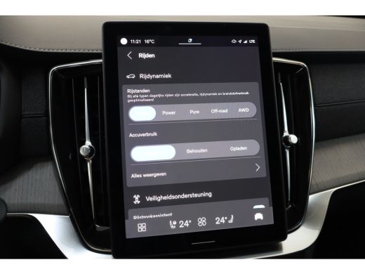 Volvo  XC90 T8 455PK AWD Ultra Dark | Massage/ventilatie | B&W audio | HUD | 21" | Luchtvering ActivLease financial lease