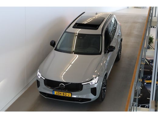 Volvo  XC90 T8 455PK AWD Ultra Dark | Massage/ventilatie | B&W audio | HUD | 21" | Luchtvering ActivLease financial lease