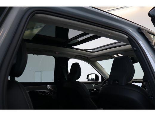 Volvo  XC90 T8 455PK AWD Ultra Dark | Massage/ventilatie | B&W audio | HUD | 21" | Luchtvering ActivLease financial lease