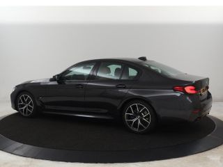 BMW 5 Serie 530i M Sport | Head-Up | Adaptive cruise | Leder | Harman/Kardon | Laserlicht | 360 Camera | Stoe...