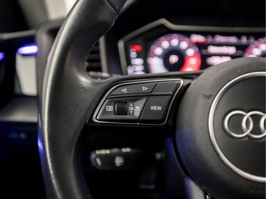 Audi A1 Sportback Sportback 30 TFSI S-Line Sport Automaat (BLACK PACK, APPLE CARPLAY, SFEERVERLICHTING, CLIMATE, ST... ActivLease financial lease